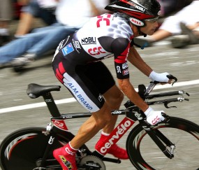 开云平台-卡塔尔火力全开压制皇家社会，布鲁诺铁血防守锁死对手命脉