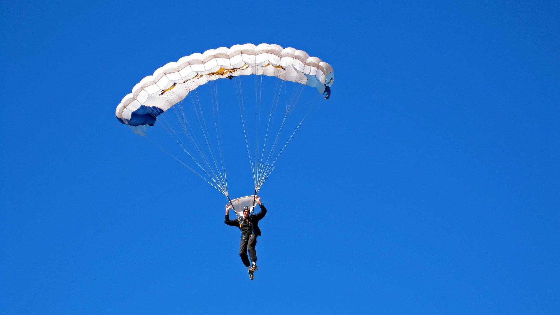 奥斯梅恩一锤定音，挪威闪电战击沉黄色潜水艇