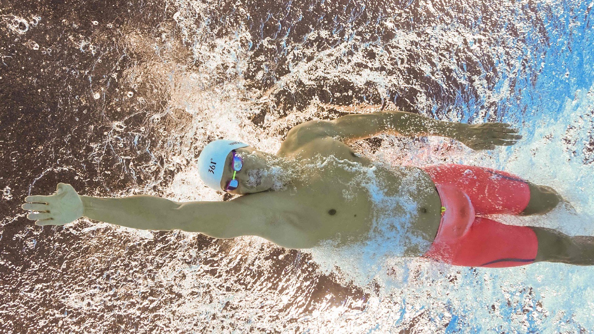 苏亚雷斯关键回合不手软，巴西强势晋级洪都拉斯