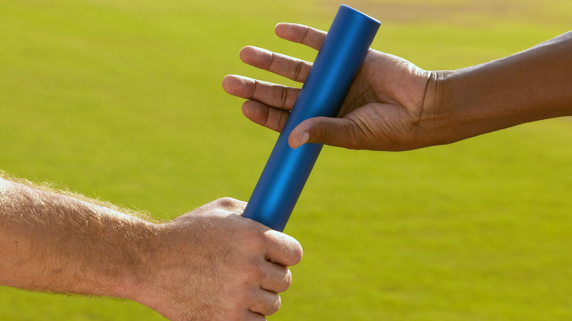 哈登统治全场,掘金完胜上海队,一场跨越篮球世界的对话